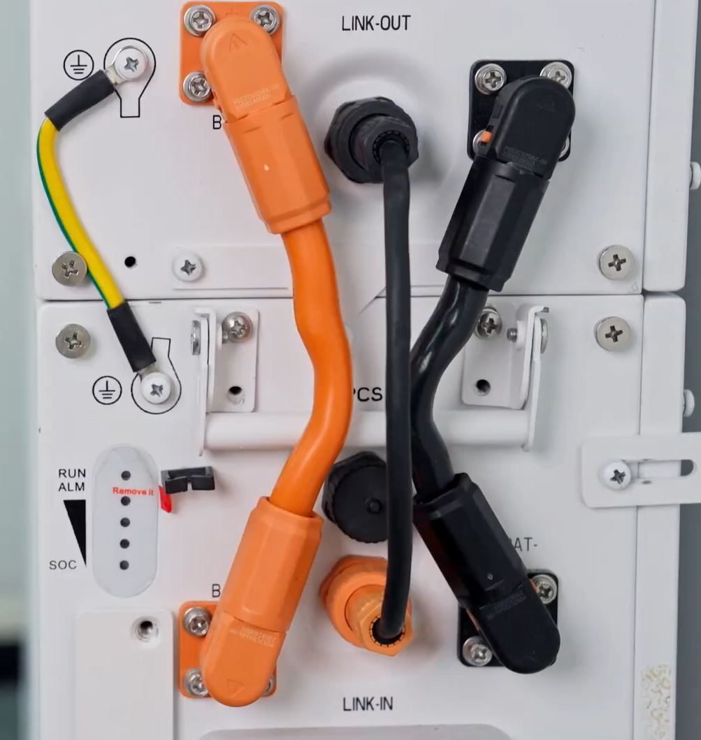 Installation of SPM 8000-10000 TL-HU Battery-Ready Energy Storage